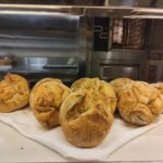 Selbstgebackenes Brot Selbstgebackenes Brot