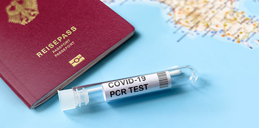 PCR-Test für sicheres Reisen